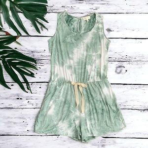 Perfect Peach Tie Dye Tank Top/Shorts Romper Women’s M (8/10) Sage Green